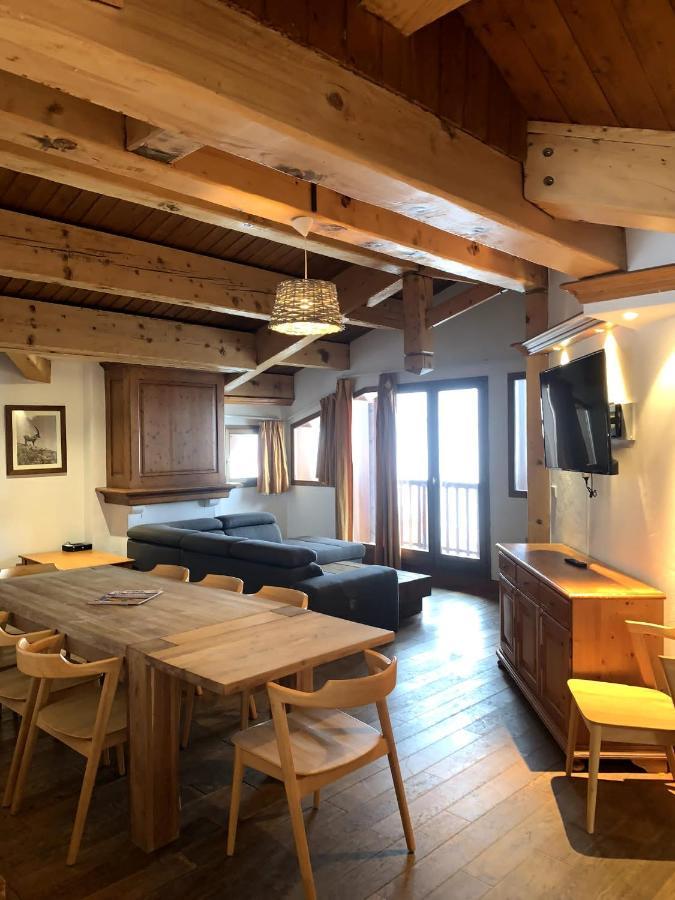 Niverollos By Alpstays Chalet *
