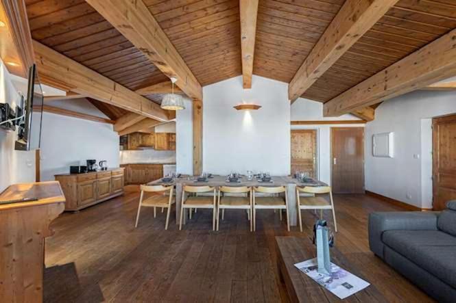 Chalet Niverollos By Alpstays *